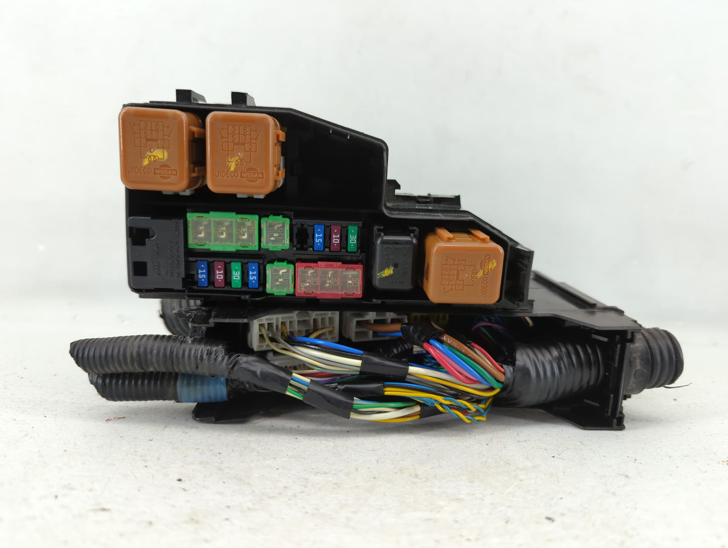 2013-2014 Nissan Altima Fusebox Fuse Box Panel Relay Module P/N:7254-5763-30 Fits Fits 2013 2014 OEM Used Auto Parts - Oemus