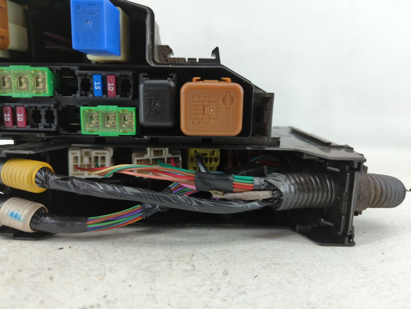 2013-2014 Nissan Altima Fusebox Fuse Box Panel Relay Module P/N:24381-7990A / 7254-5763-30 Fits Fits 2013 2014 OEM Used Auto