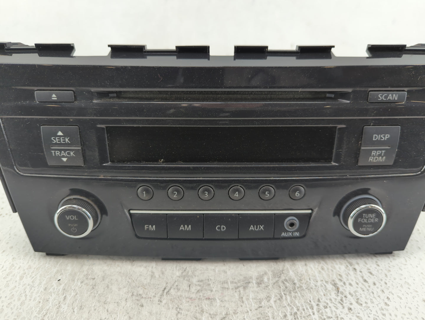 2013-2015 Nissan Altima Radio AM FM Cd Player Receiver Replacement P/N:28185 3TB0G Fits Fits 2013 2014 2015 OEM Used Auto Pa