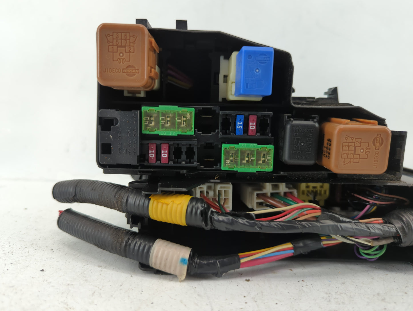 2013-2014 Nissan Altima Fusebox Fuse Box Panel Relay Module P/N:7254-5763-30 7154-5763-30 Fits Fits 2013 2014 OEM Used Auto 