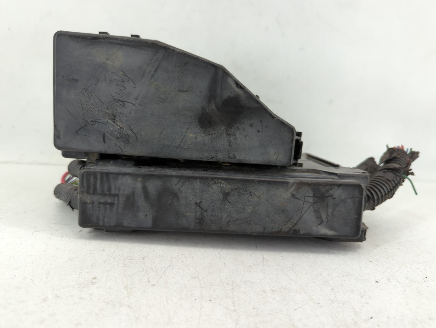 2013-2014 Nissan Altima Fusebox Fuse Box Panel Relay Module P/N:7254-5763-30 24381 7990A Fits Fits 2013 2014 OEM Used Auto P