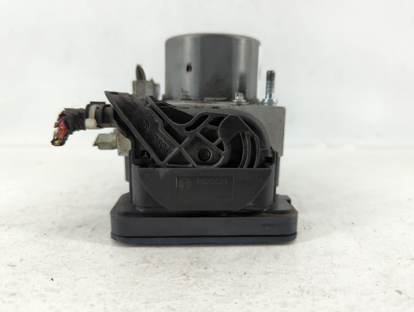 2013-2015 Nissan Altima ABS Pump Control Module Replacement P/N:140618 269 644, 47660 3TA0A Fits Fits 2013 2014 2015 OEM Use