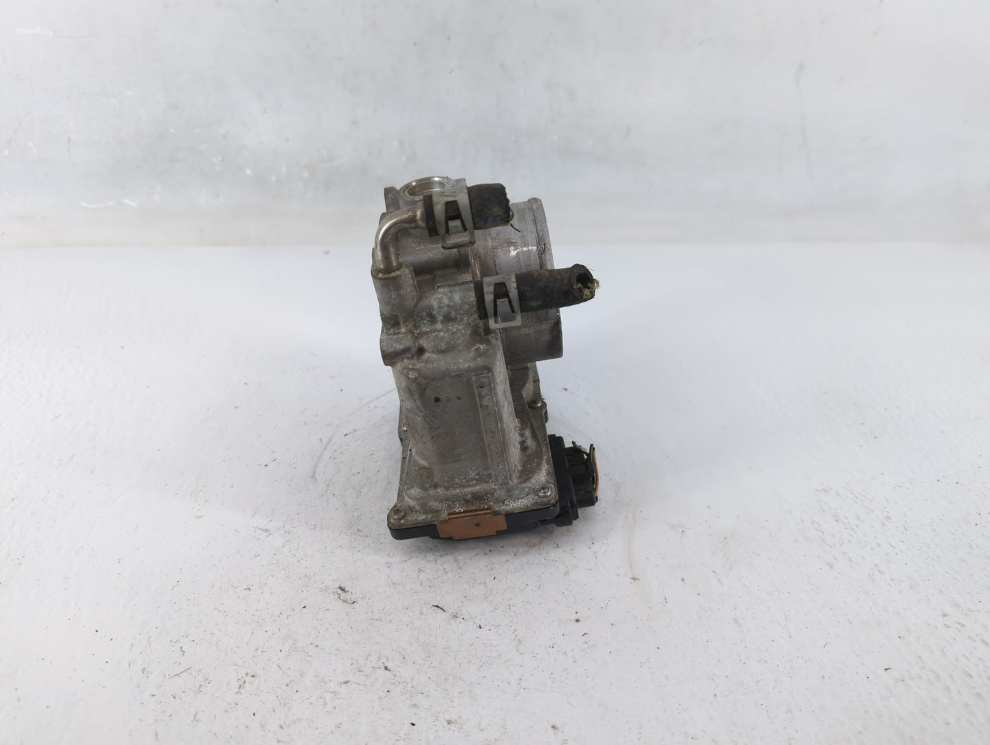 2013-2018 Nissan Altima Throttle Body P/N:3TA60-01 A Fits Fits 2013 2014 2015 2016 2017 2018 2019 2020 OEM Used Auto Parts -
