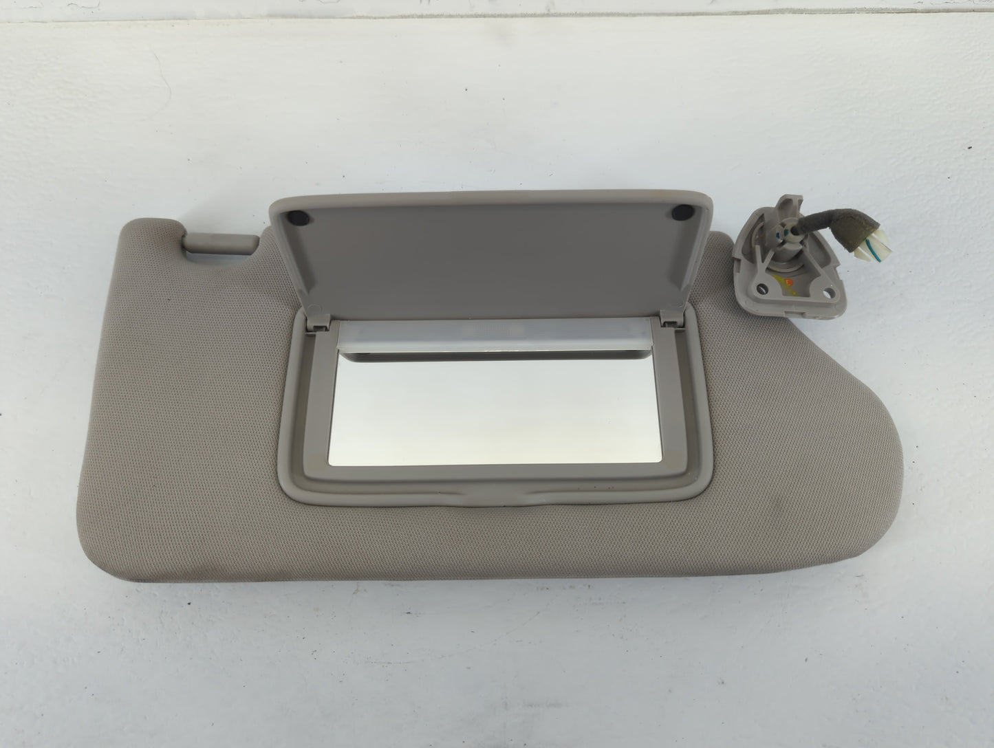 2013-2018 Nissan Altima Sun Visor Shade Replacement Passenger Right Mirror Fits Fits 2013 2014 2015 2016 2017 2018 OEM Used 