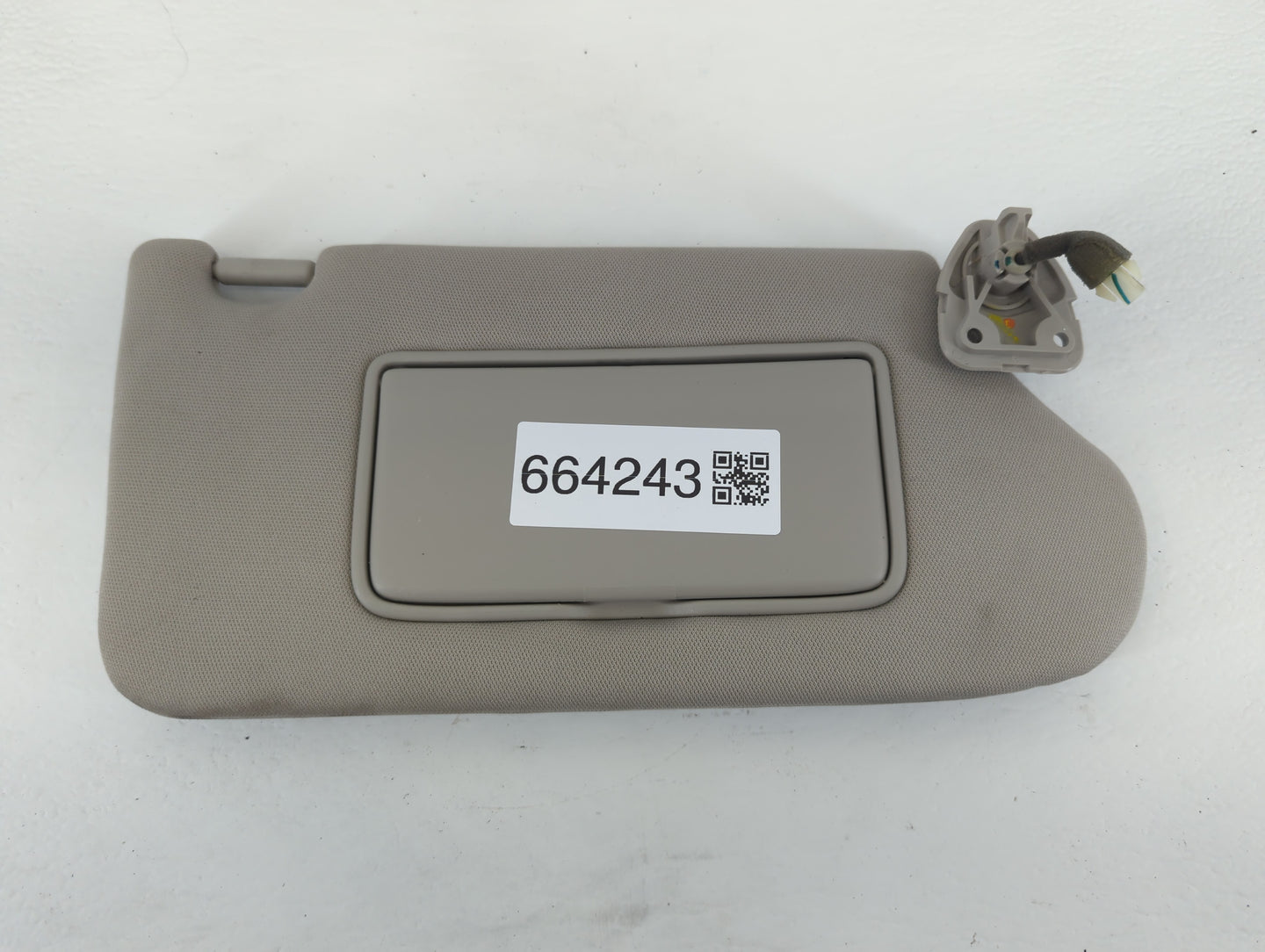 2013-2018 Nissan Altima Sun Visor Shade Replacement Passenger Right Mirror Fits Fits 2013 2014 2015 2016 2017 2018 OEM Used 