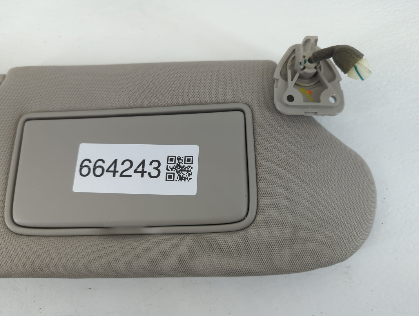 2013-2018 Nissan Altima Sun Visor Shade Replacement Passenger Right Mirror Fits Fits 2013 2014 2015 2016 2017 2018 OEM Used 