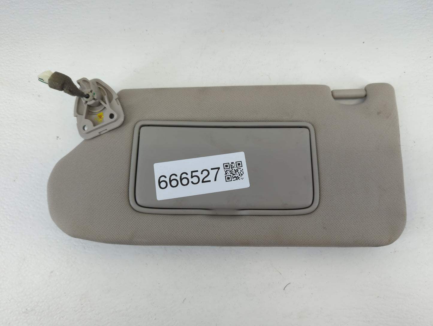 2013-2018 Nissan Altima Sun Visor Shade Replacement Passenger Right Mirror Fits Fits 2013 2014 2015 2016 2017 2018 OEM Used 