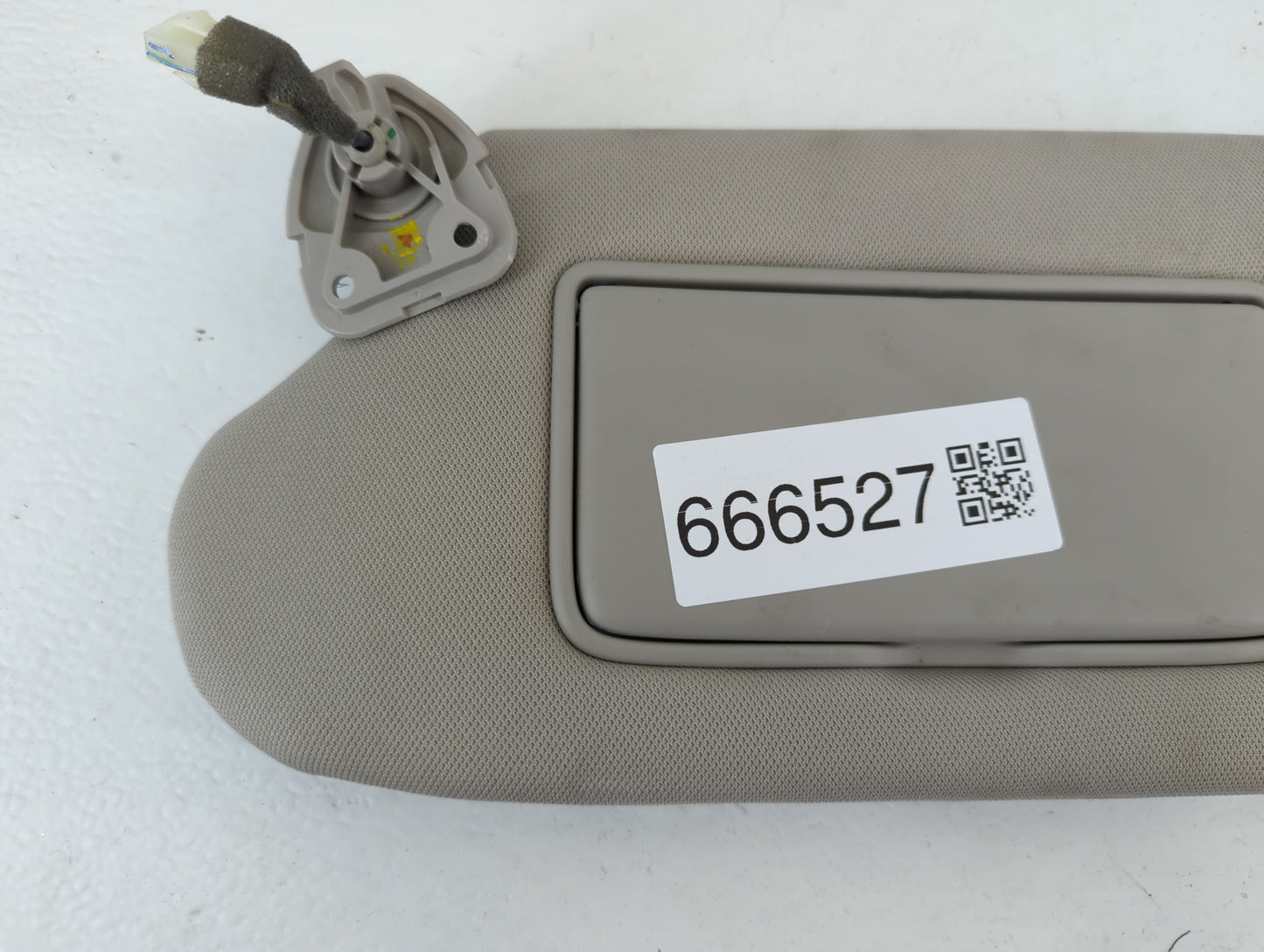 2013-2018 Nissan Altima Sun Visor Shade Replacement Passenger Right Mirror Fits Fits 2013 2014 2015 2016 2017 2018 OEM Used 