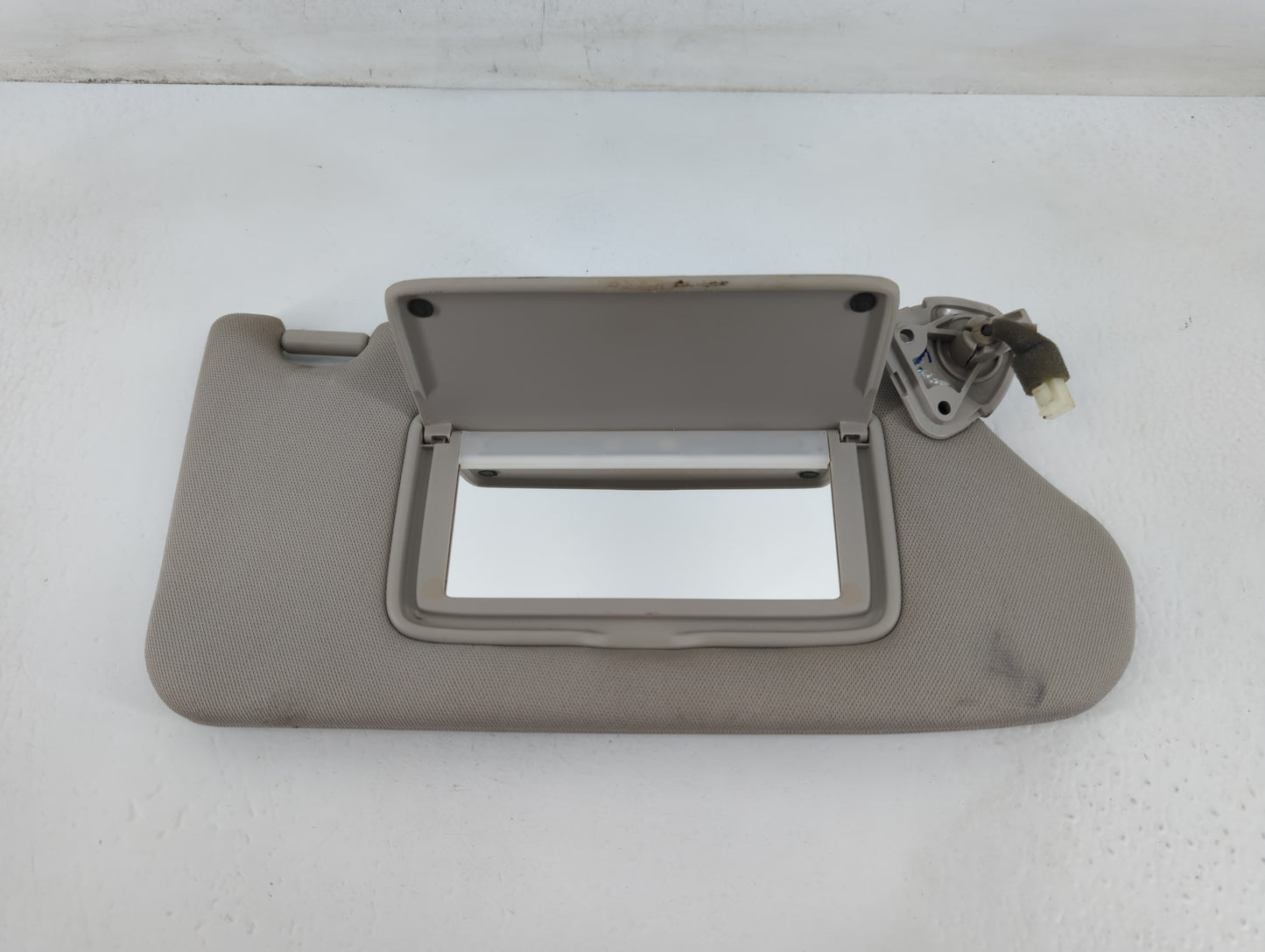 2013-2018 Nissan Altima Sun Visor Shade Replacement Passenger Right Mirror Fits Fits 2013 2014 2015 2016 2017 2018 OEM Used 