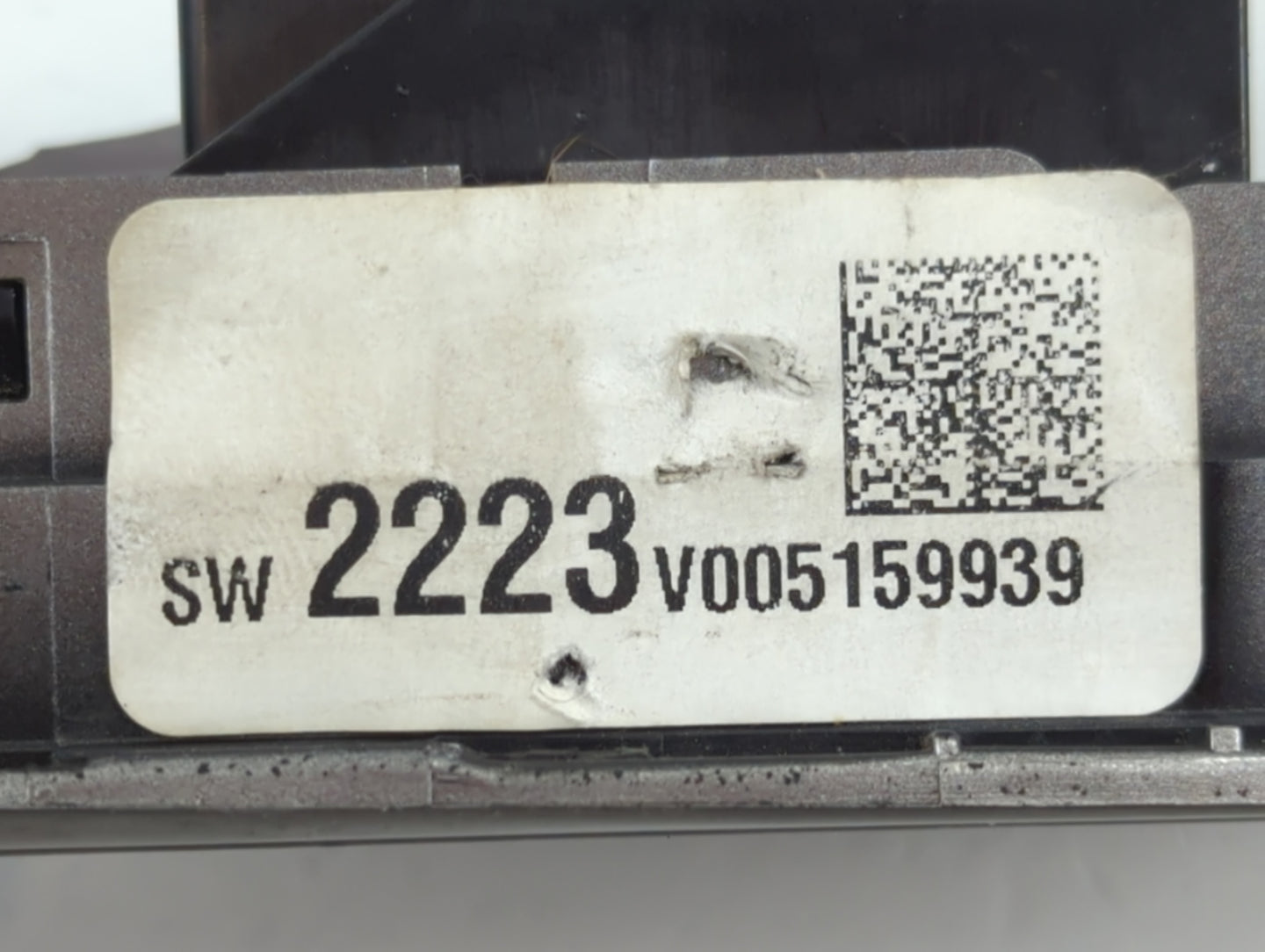 2013-2018 Nissan Altima Master Power Window Switch Replacement Driver Side Left P/N:V005159939 2223 Fits OEM Used Auto Parts