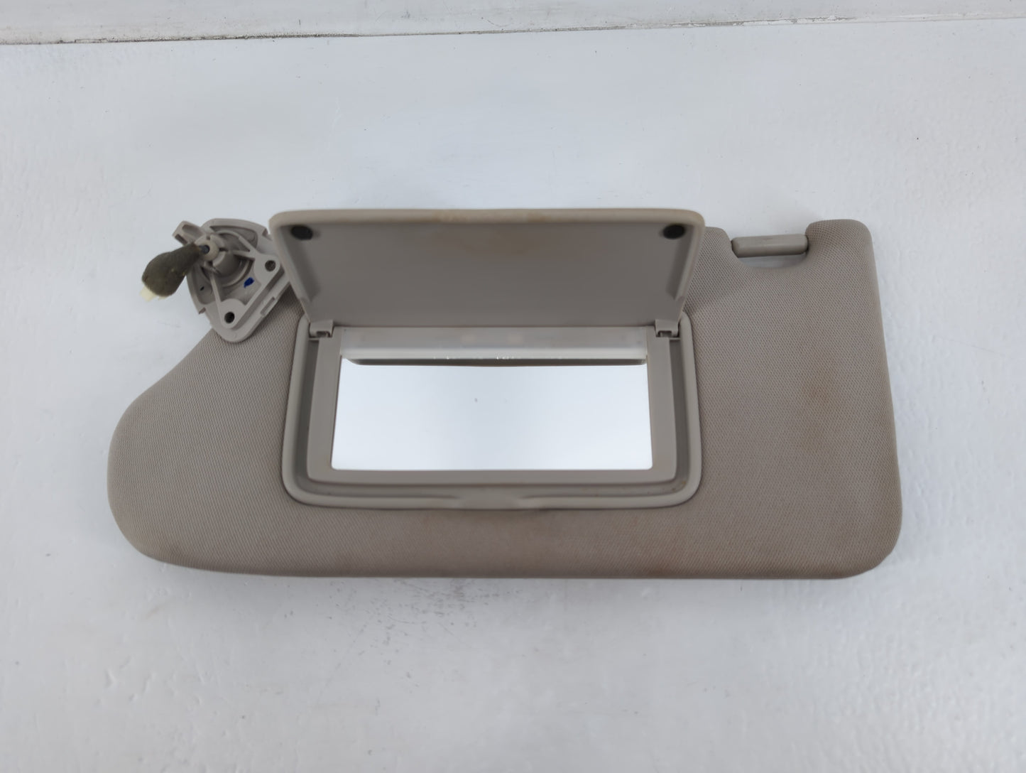 2013-2018 Nissan Altima Sun Visor Shade Replacement Passenger Right Mirror Fits Fits 2013 2014 2015 2016 2017 2018 OEM Used 