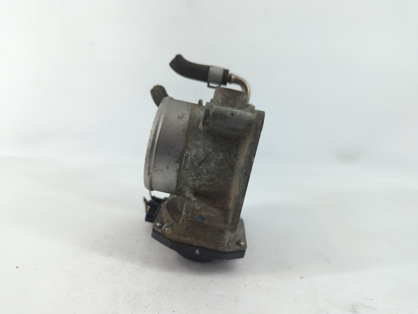 2013-2018 Nissan Altima Throttle Body P/N:00195 4B06, 3TA60-01 A Fits Fits 2013 2014 2015 2016 2017 2018 2019 2020 OEM Used 