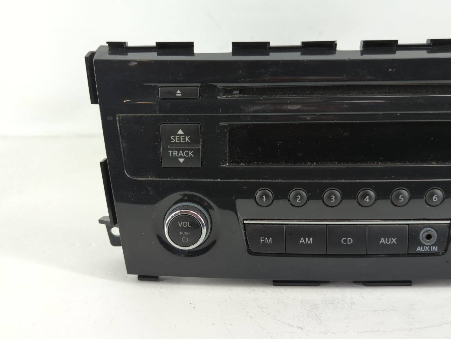 2013-2015 Nissan Altima Am Fm Cd Player Radio Receiver - Oemusedautoparts1.com