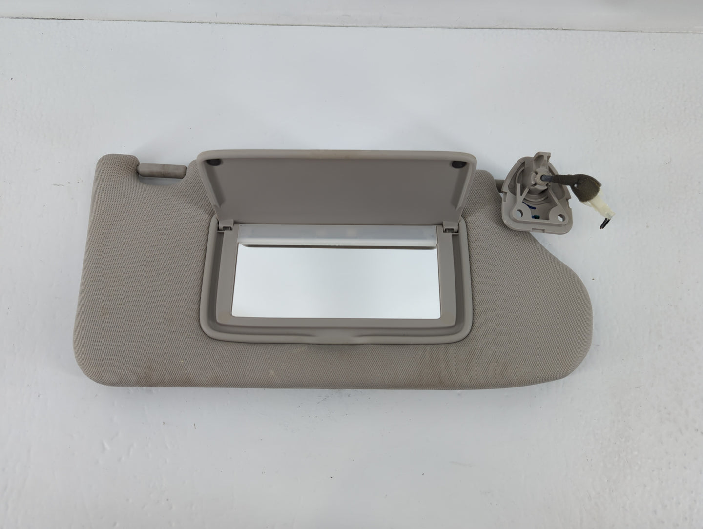 2013-2018 Nissan Altima Sun Visor Shade Replacement Passenger Right Mirror Fits Fits 2013 2014 2015 2016 2017 2018 OEM Used 