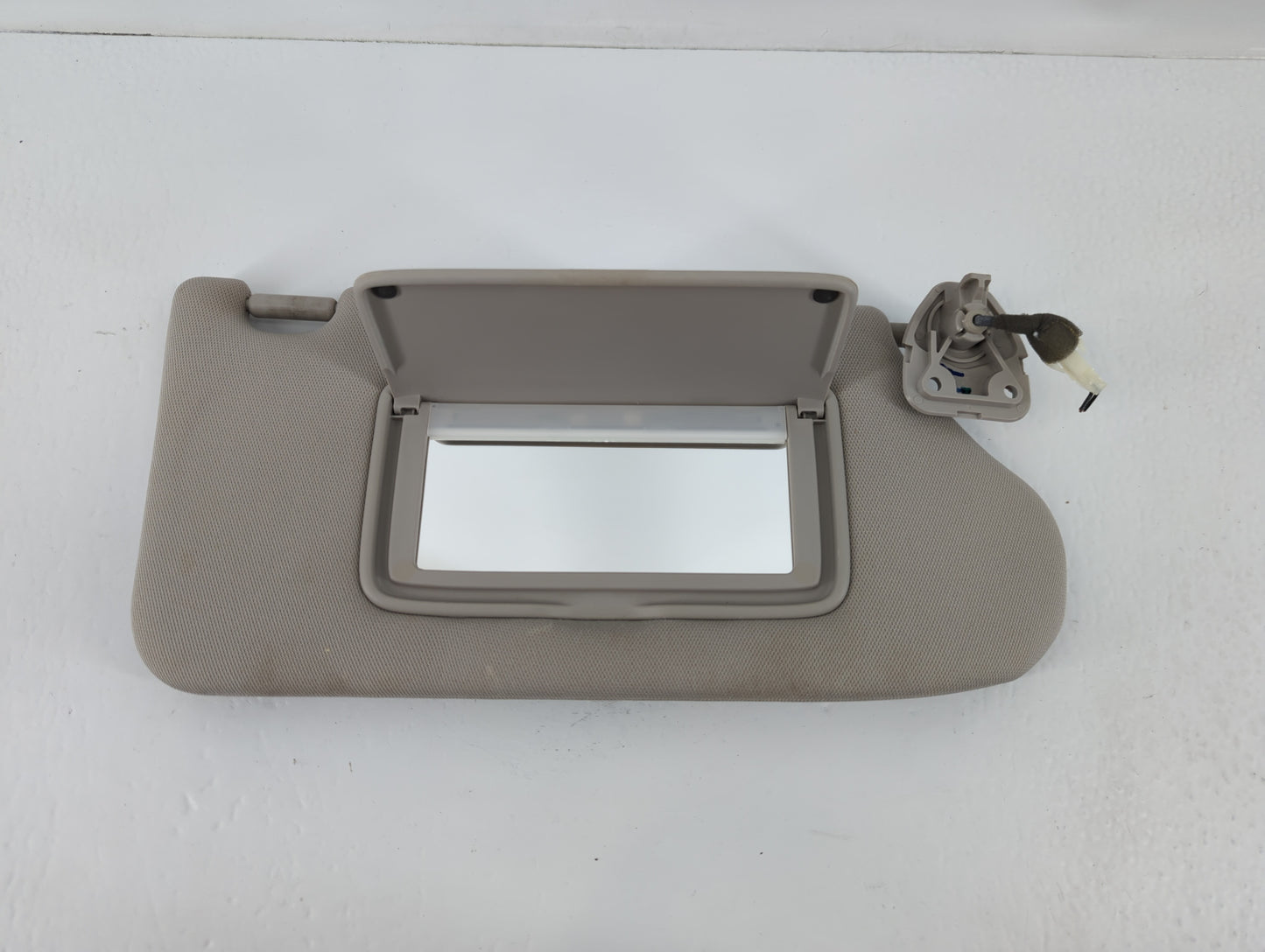 2013-2018 Nissan Altima Sun Visor Shade Replacement Passenger Right Mirror Fits Fits 2013 2014 2015 2016 2017 2018 OEM Used 