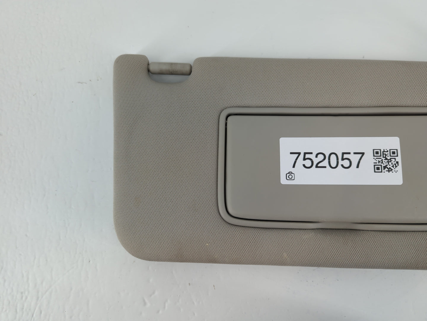 2013-2018 Nissan Altima Sun Visor Shade Replacement Passenger Right Mirror Fits Fits 2013 2014 2015 2016 2017 2018 OEM Used 