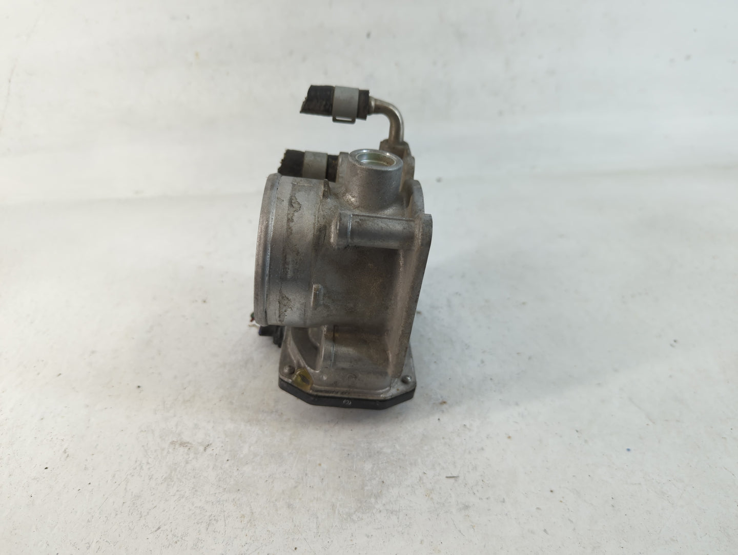 2013-2018 Nissan Altima Throttle Body P/N:3TA60-01 A Fits Fits 2013 2014 2015 2016 2017 2018 2019 2020 OEM Used Auto Parts -
