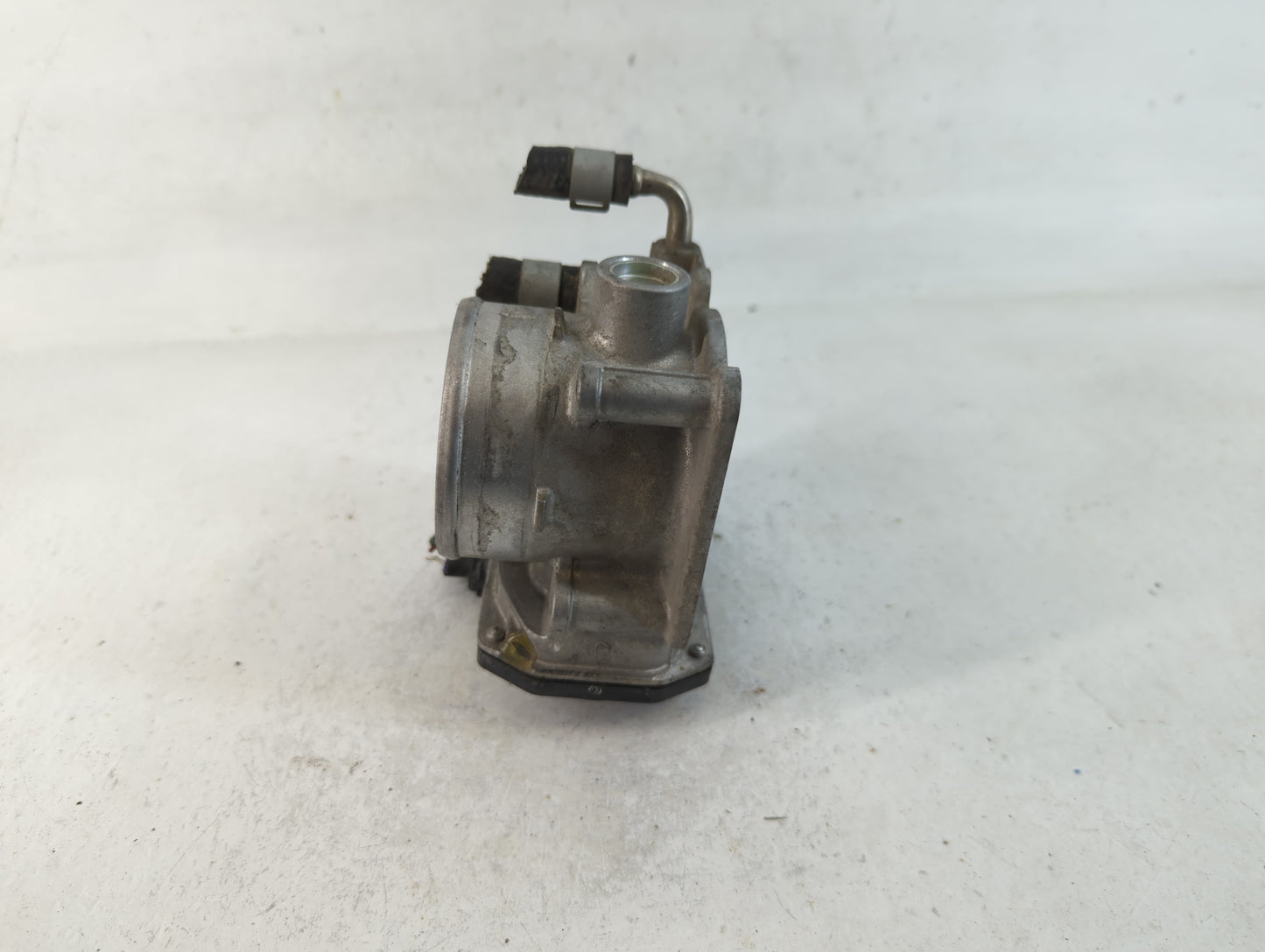 2013-2018 Nissan Altima Throttle Body P/N:3TA60-01 A Fits Fits 2013 2014 2015 2016 2017 2018 2019 2020 OEM Used Auto Parts -