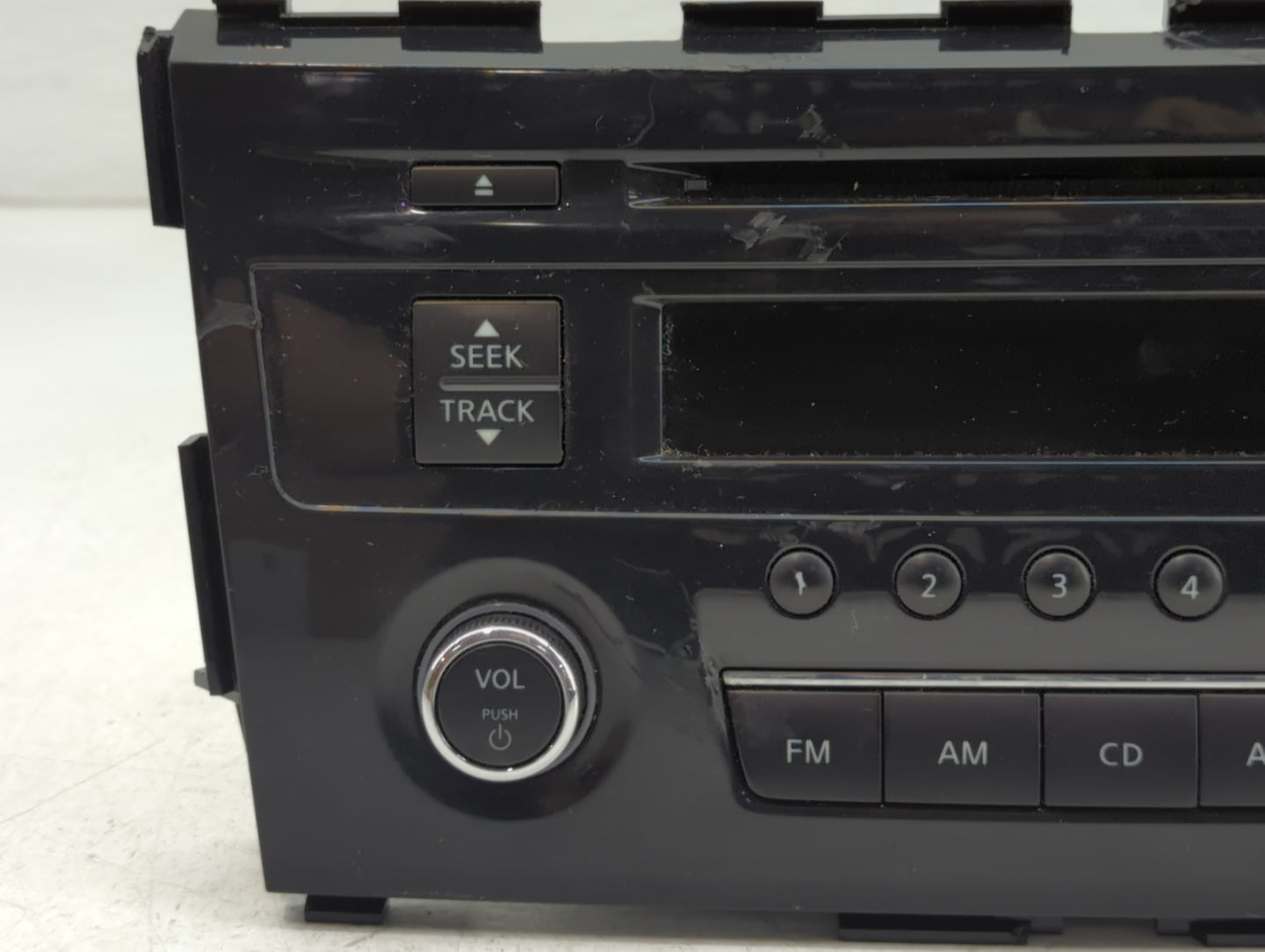 2013-2015 Nissan Altima Radio AM FM Cd Player Receiver Replacement P/N:28185 3TB0G Fits Fits 2013 2014 2015 OEM Used Auto Pa