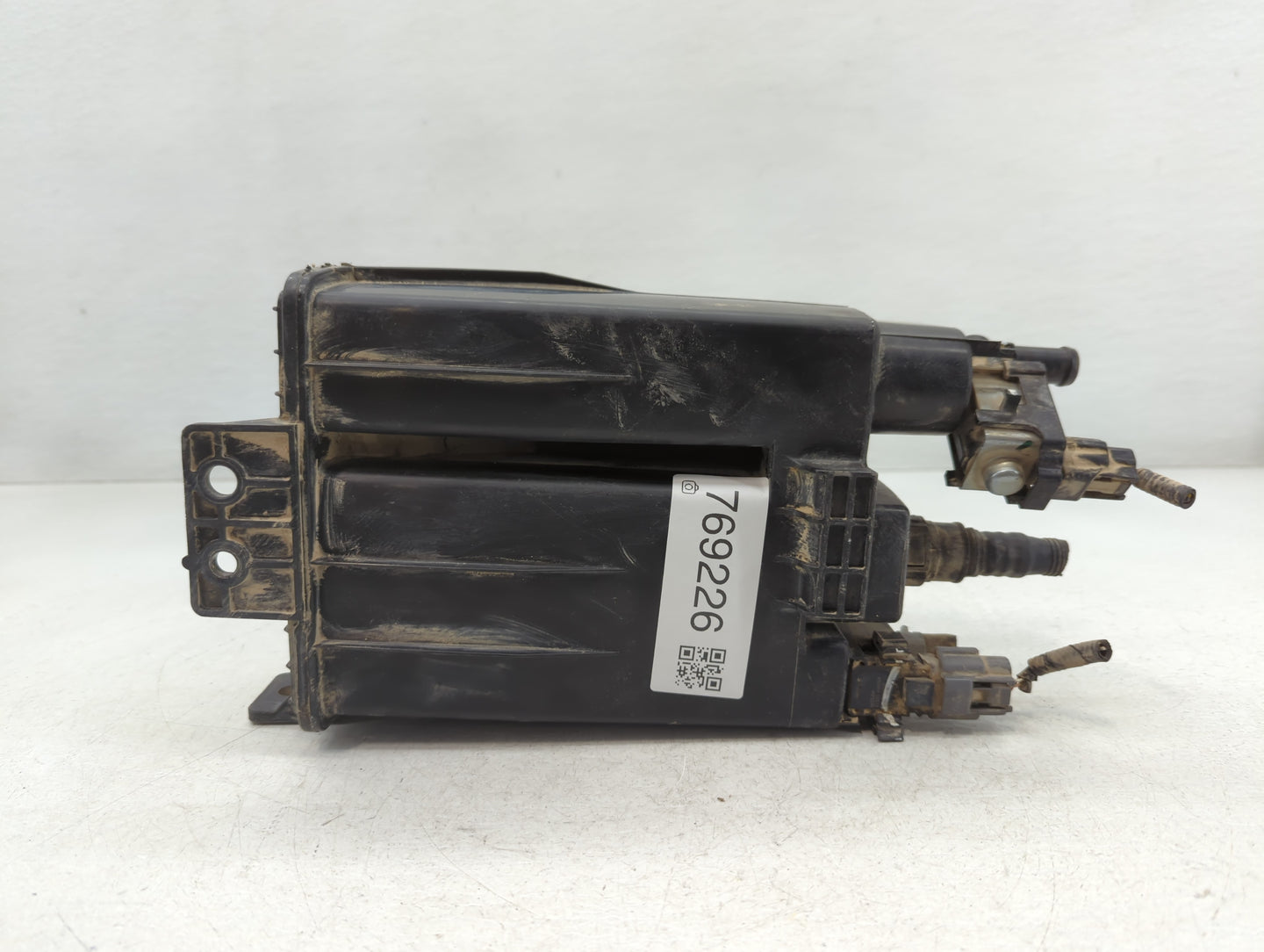 2014 Nissan Altima Fuel Vapor Charcoal Canister - Oemusedautoparts1.com