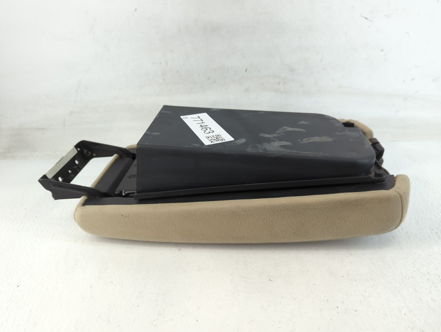2014 Nissan Altima Center Console Armrest Cover Lid Fits OEM Used Auto Parts - Oemusedautoparts1.com