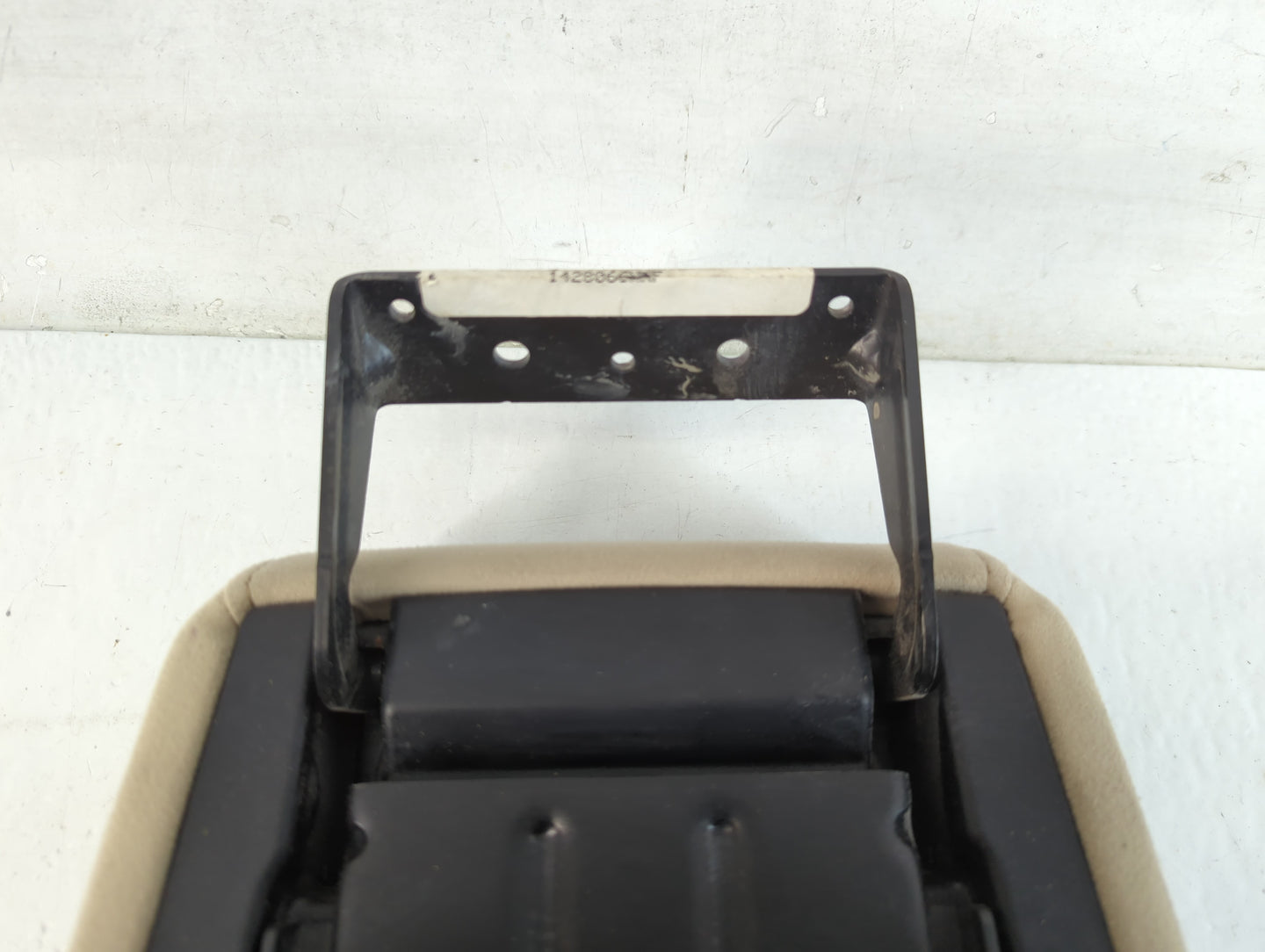 2014 Nissan Altima Center Console Armrest Cover Lid Fits OEM Used Auto Parts - Oemusedautoparts1.com