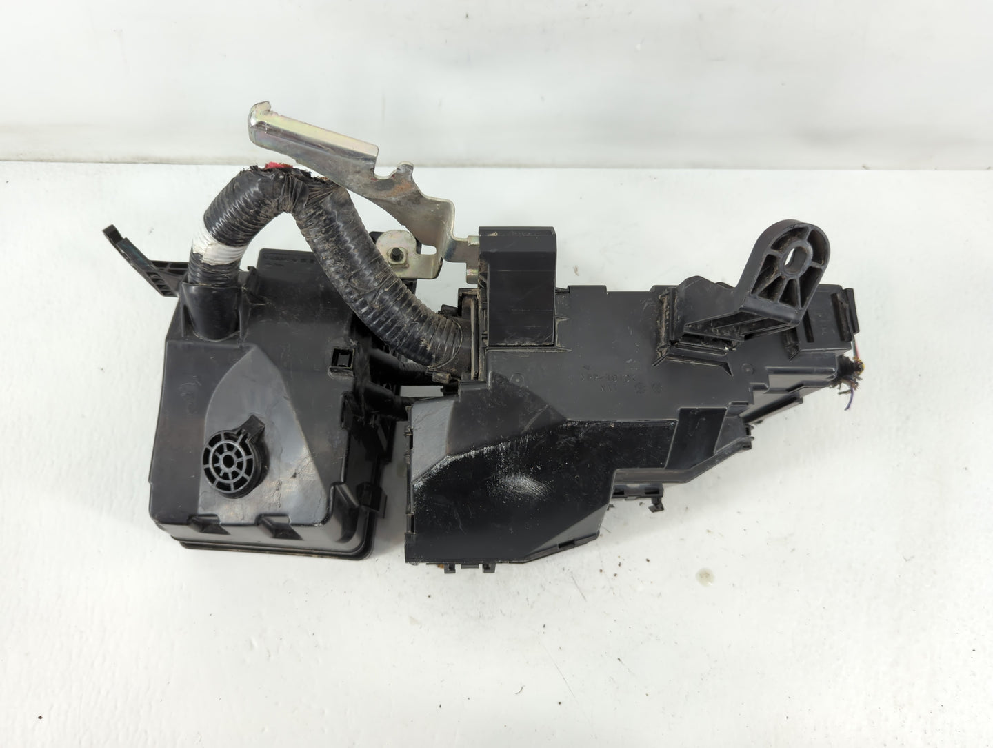 2013-2014 Nissan Altima Fusebox Fuse Box Panel Relay Module P/N:3492 NA1 Fits Fits 2013 2014 OEM Used Auto Parts - Oemusedau