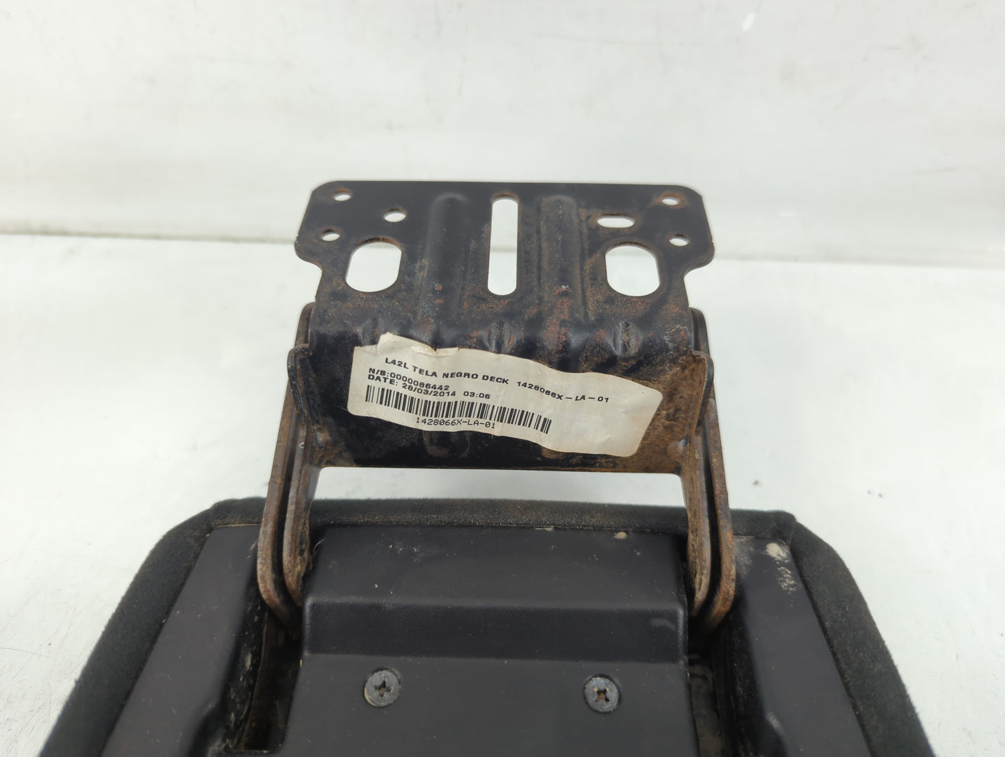2014 Nissan Altima Center Console Armrest Cover Lid P/N:1428066X-LA-01 Fits OEM Used Auto Parts - Oemusedautoparts1.com