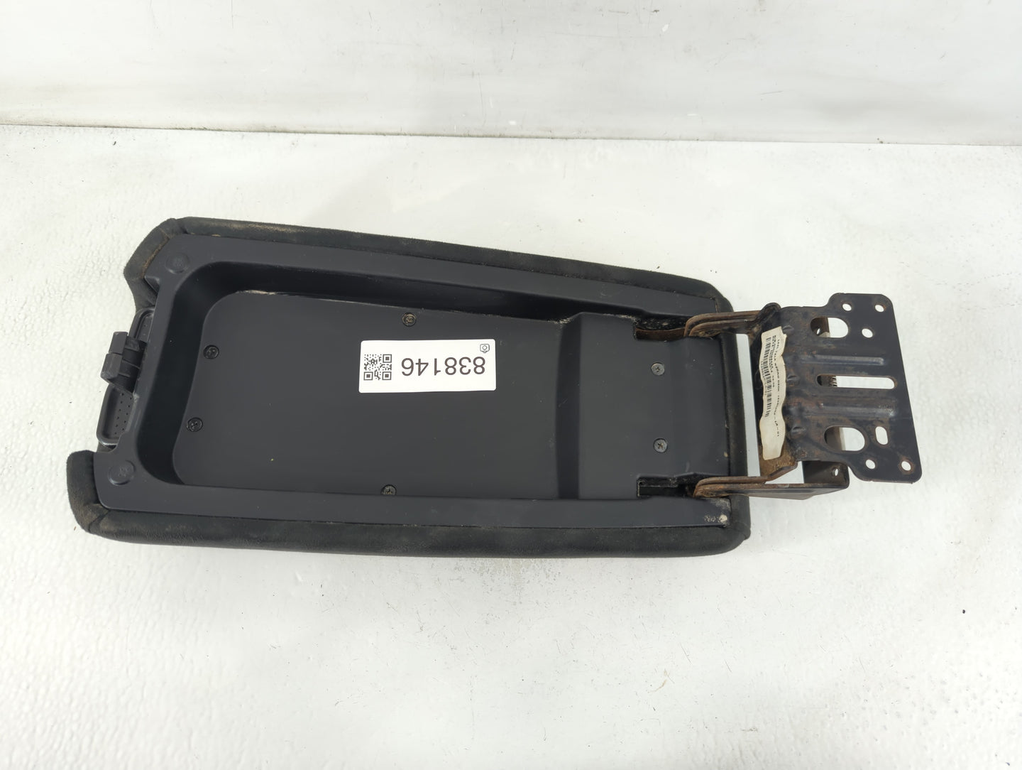 2014 Nissan Altima Center Console Armrest Cover Lid P/N:1428066X-LA-01 Fits OEM Used Auto Parts - Oemusedautoparts1.com