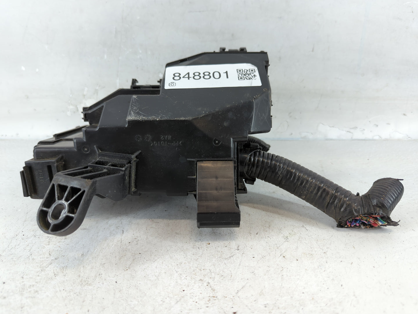 2013-2014 Nissan Altima Fusebox Fuse Box Panel Relay Module P/N:7254-5763-30 Fits Fits 2013 2014 OEM Used Auto Parts - Oemus