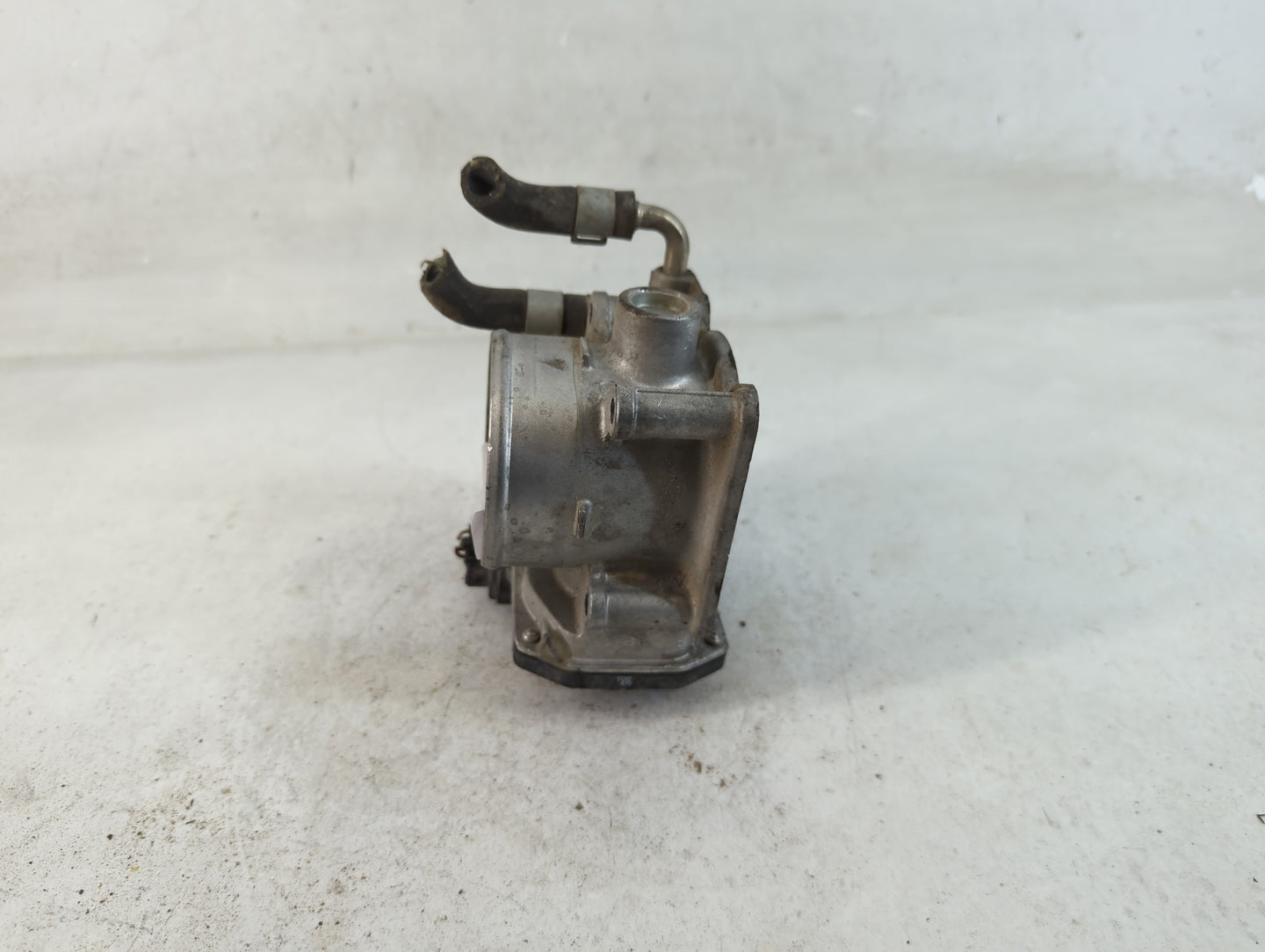 2007-2014 Nissan Altima Throttle Body P/N:3TA60-01 A Fits Fits 2007 2008 2009 2010 2011 2012 2013 2014 OEM Used Auto Parts -