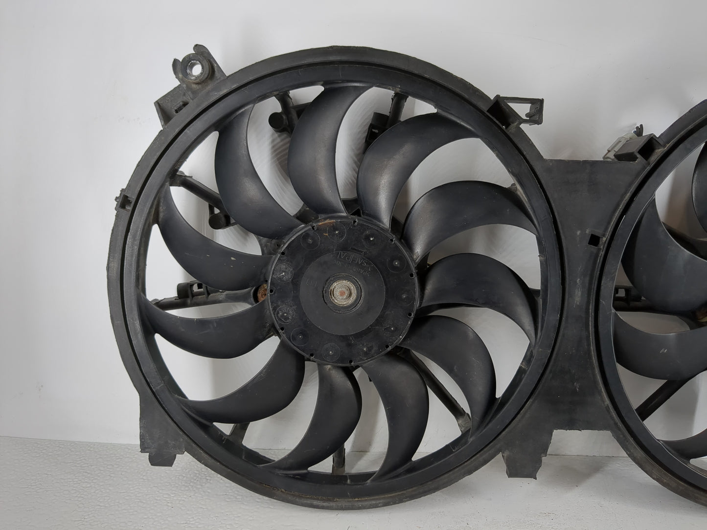 2013-2015 Nissan Altima Electric Radiator Cooling Fan Motor Assembly Fits Fits 2013 2014 2015 OEM Used Auto Parts - Oemuseda