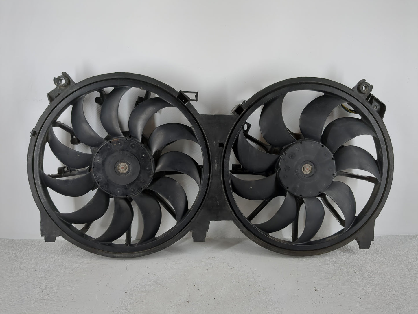 2013-2015 Nissan Altima Electric Radiator Cooling Fan Motor Assembly Fits Fits 2013 2014 2015 OEM Used Auto Parts - Oemuseda