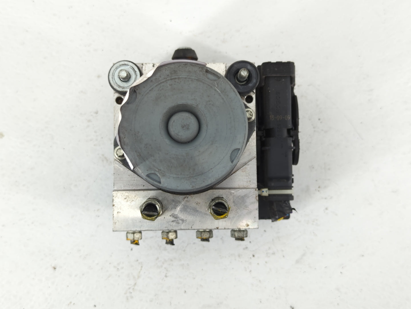 2011-2014 Nissan Cube ABS Pump Control Module Replacement P/N:47660 1FA1B Fits Fits 2011 2012 2013 2014 OEM Used Auto Parts 