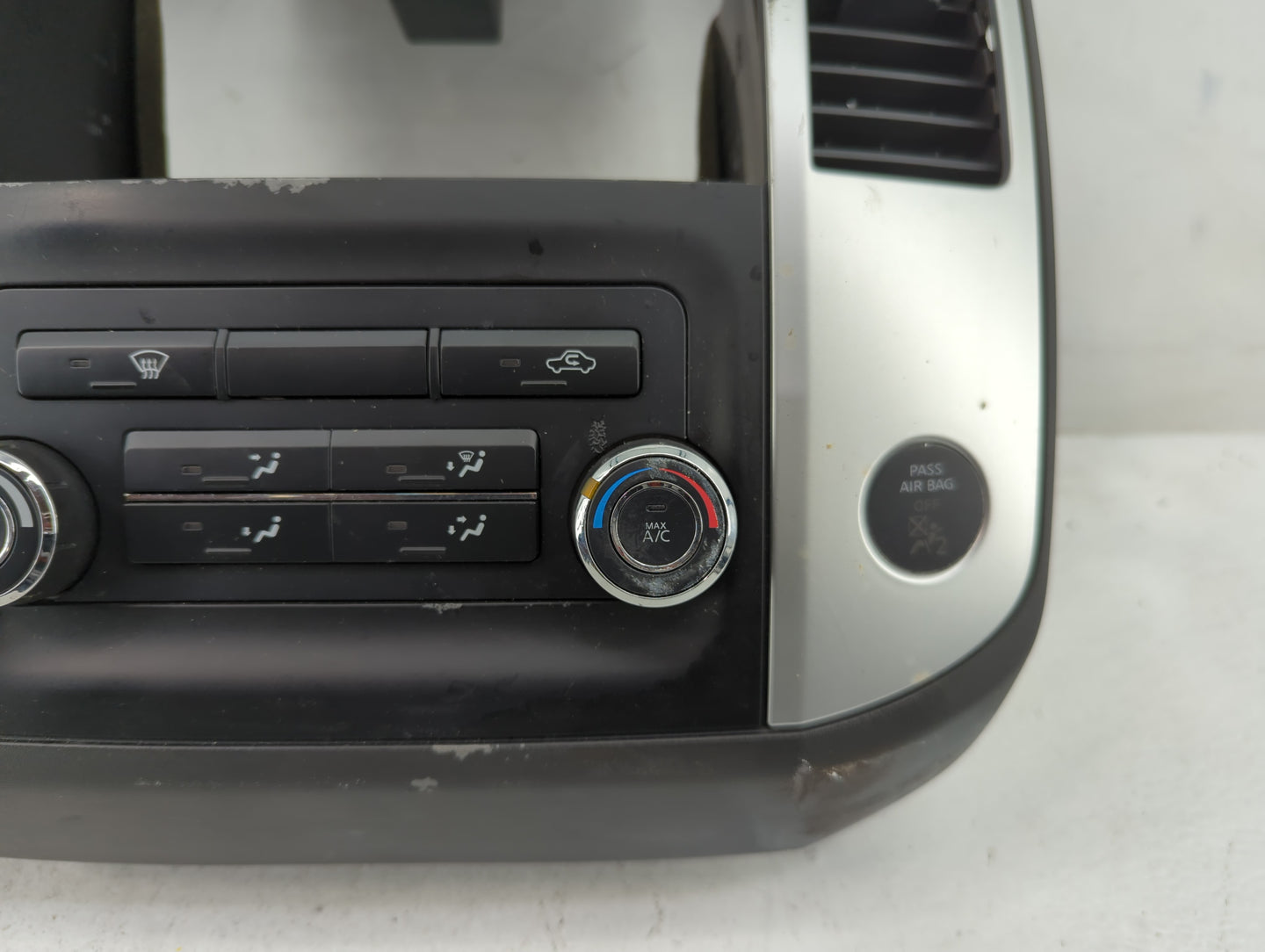 2014-2021 Nissan Frontier Climate Control Module Temperature AC/Heater Replacement Fits OEM Used Auto Parts - Oemusedautopar