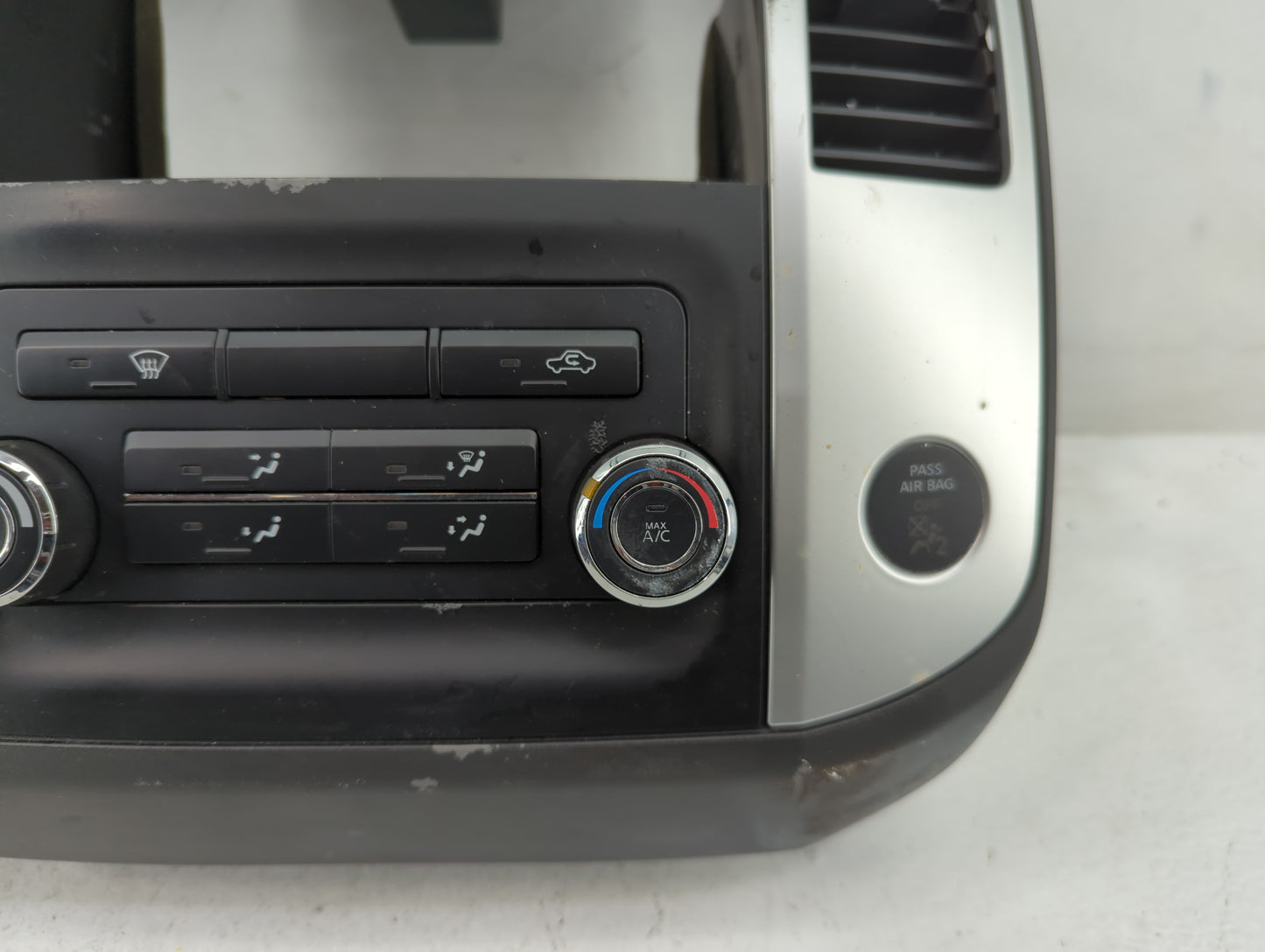 2014-2021 Nissan Frontier Climate Control Module Temperature AC/Heater Replacement Fits OEM Used Auto Parts - Oemusedautopar
