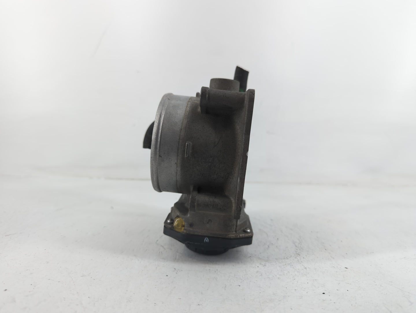 2013-2019 Nissan Frontier Throttle Body P/N:16119 7S001 D Fits Fits 2012 2013 2014 2015 2016 2017 2018 2019 2020 OEM Used Au