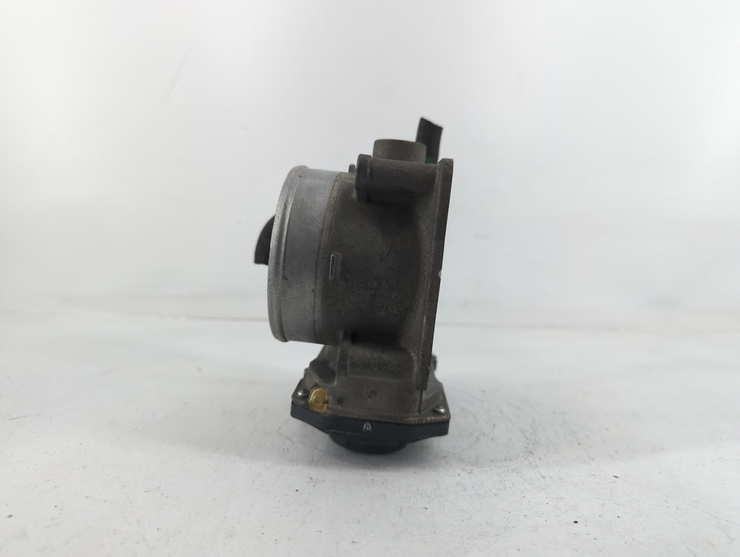 2013-2019 Nissan Frontier Throttle Body P/N:16119 7S001 D Fits Fits 2012 2013 2014 2015 2016 2017 2018 2019 2020 OEM Used Au
