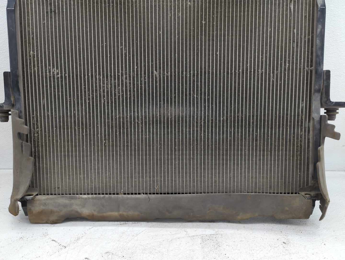 2011-2019 Nissan Frontier Engine Cooling Radiator Condensor P/N:214109CA1A 21410 9CA1A Fits OEM Used Auto Parts - Oemusedaut