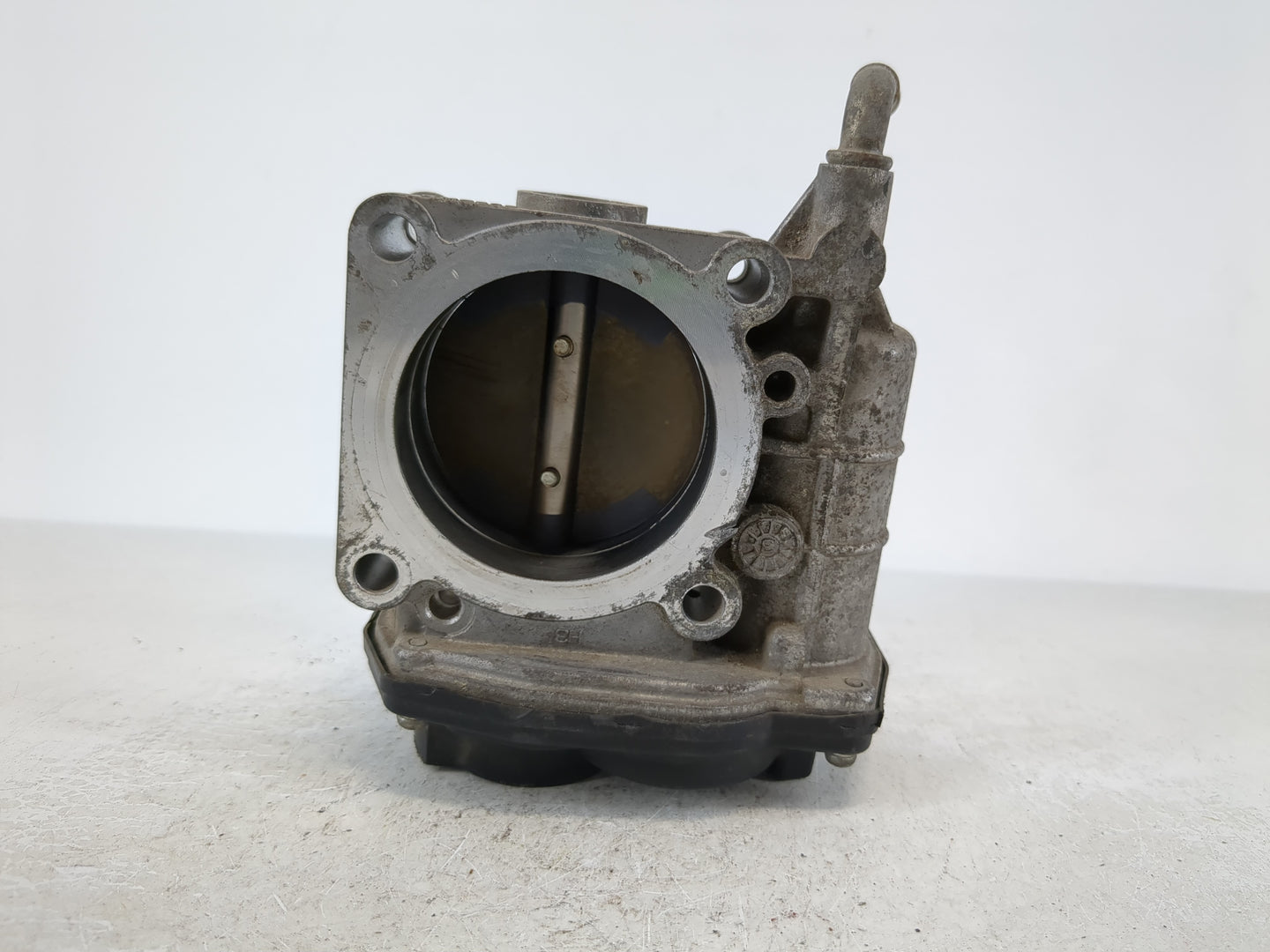 2011-2017 Nissan Juke Throttle Body P/N:526-01 Fits Fits 2011 2012 2013 2014 2015 2016 2017 OEM Used Auto Parts - Oemusedaut