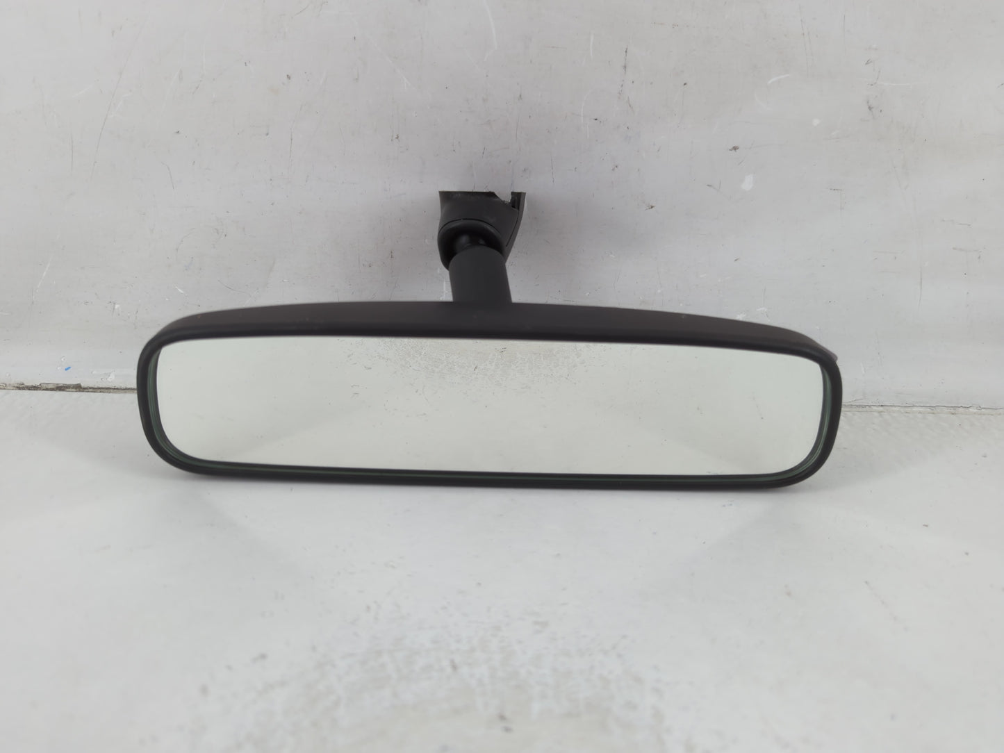 2011-2017 Nissan Juke Interior Rear View Mirror Replacement OEM P/N:E13010837 Fits OEM Used Auto Parts - Oemusedautoparts1.c