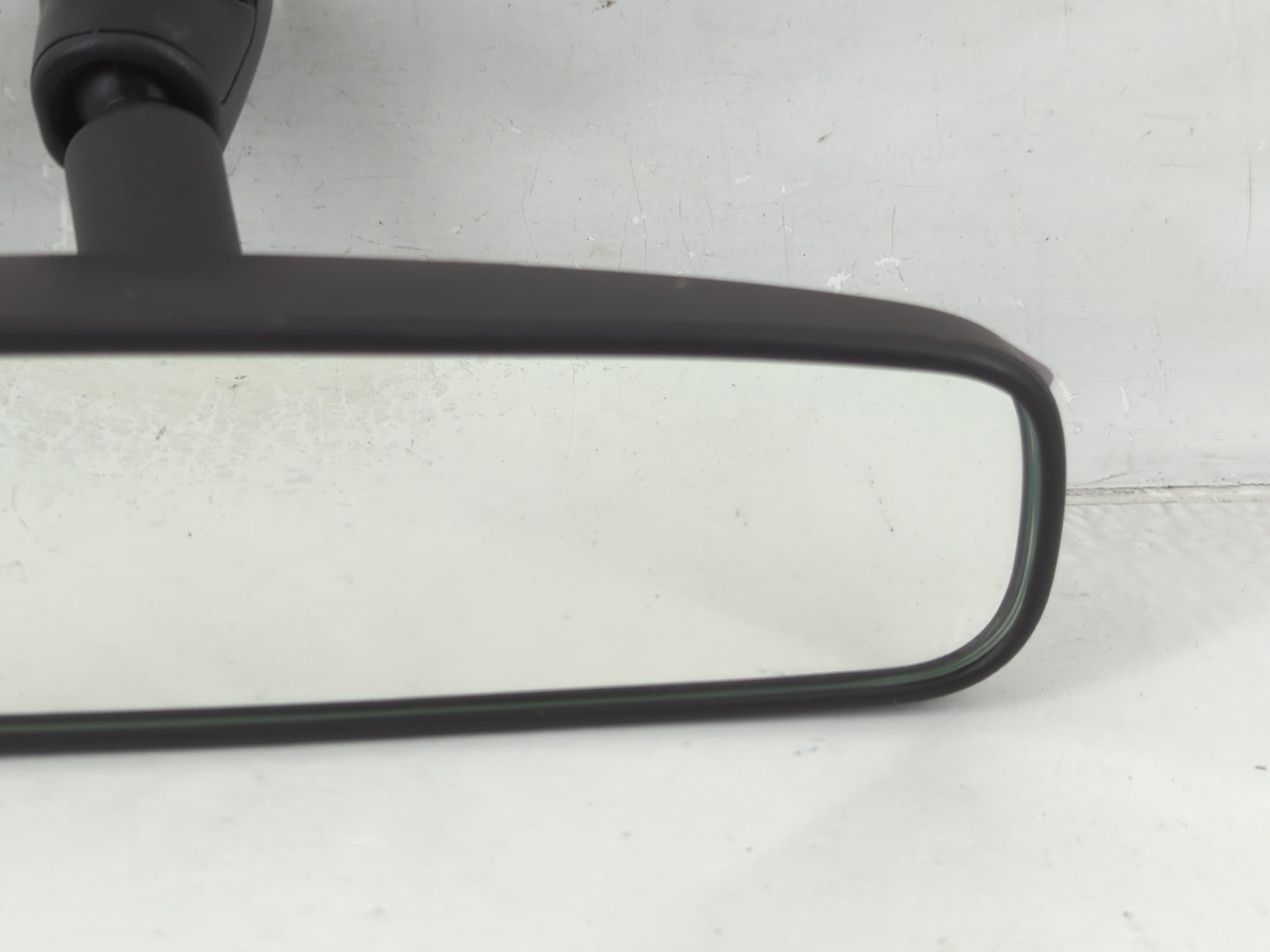 2011-2017 Nissan Juke Interior Rear View Mirror Replacement OEM P/N:E13010837 Fits OEM Used Auto Parts - Oemusedautoparts1.c