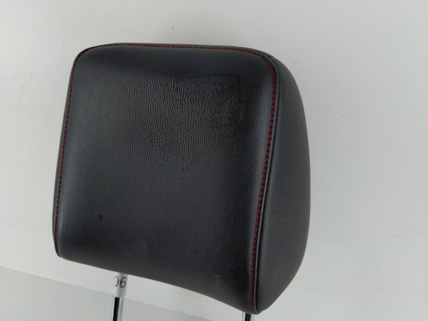 2011-2015 Nissan Juke Headrest Head Rest Front Driver Passenger Seat - Oemusedautoparts1.com