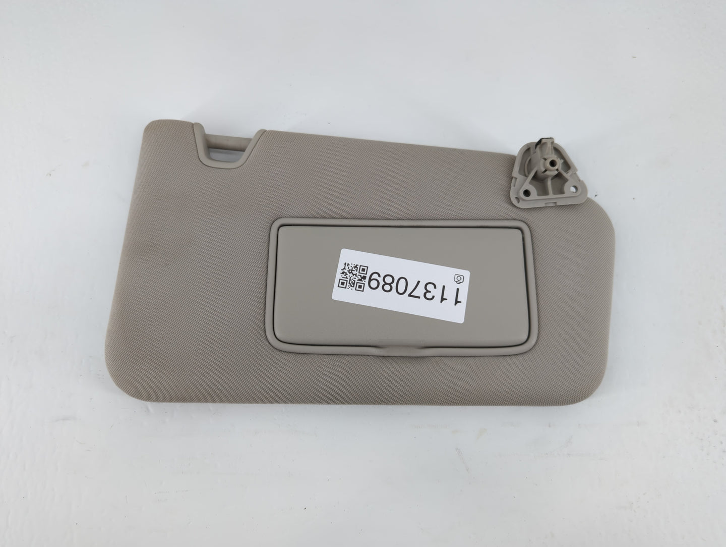 2014 Nissan Juke Sun Visor Shade Replacement Passenger Right Mirror Fits OEM Used Auto Parts - Oemusedautoparts1.com