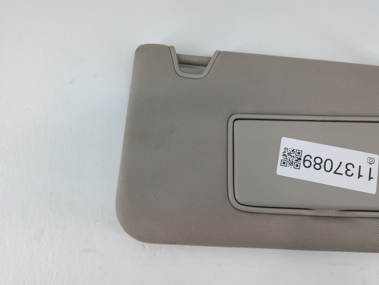 2014 Nissan Juke Sun Visor Shade Replacement Passenger Right Mirror Fits OEM Used Auto Parts - Oemusedautoparts1.com