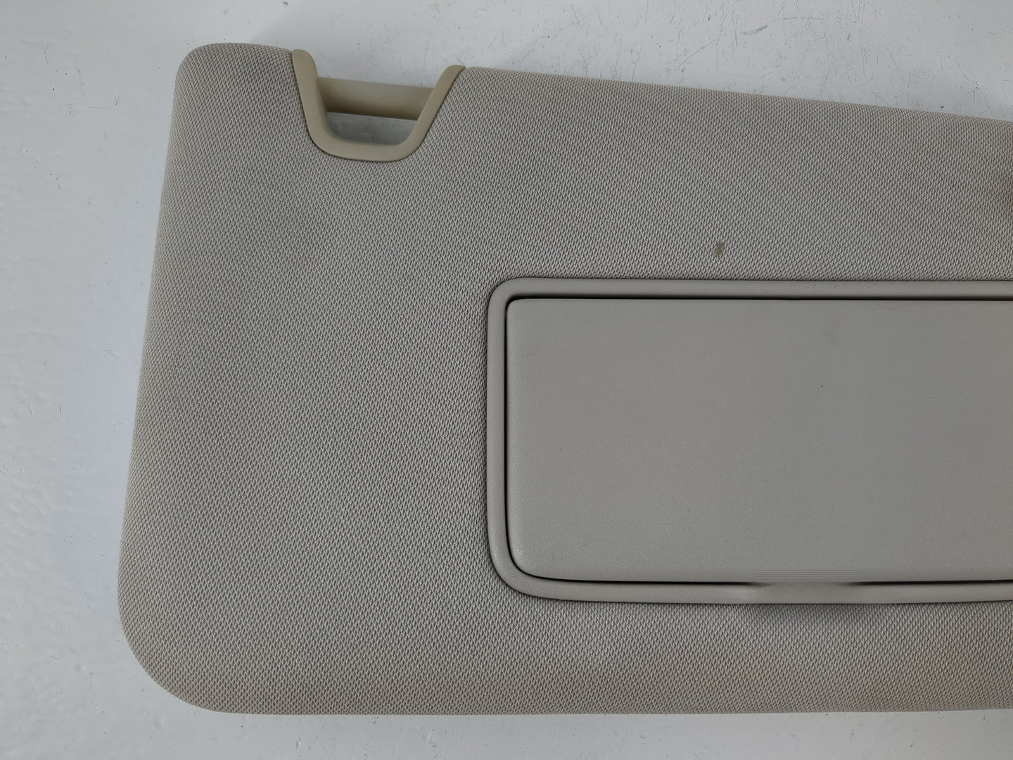 2014 Nissan Juke Sun Visor Shade Replacement Passenger Right Mirror Fits OEM Used Auto Parts - Oemusedautoparts1.com