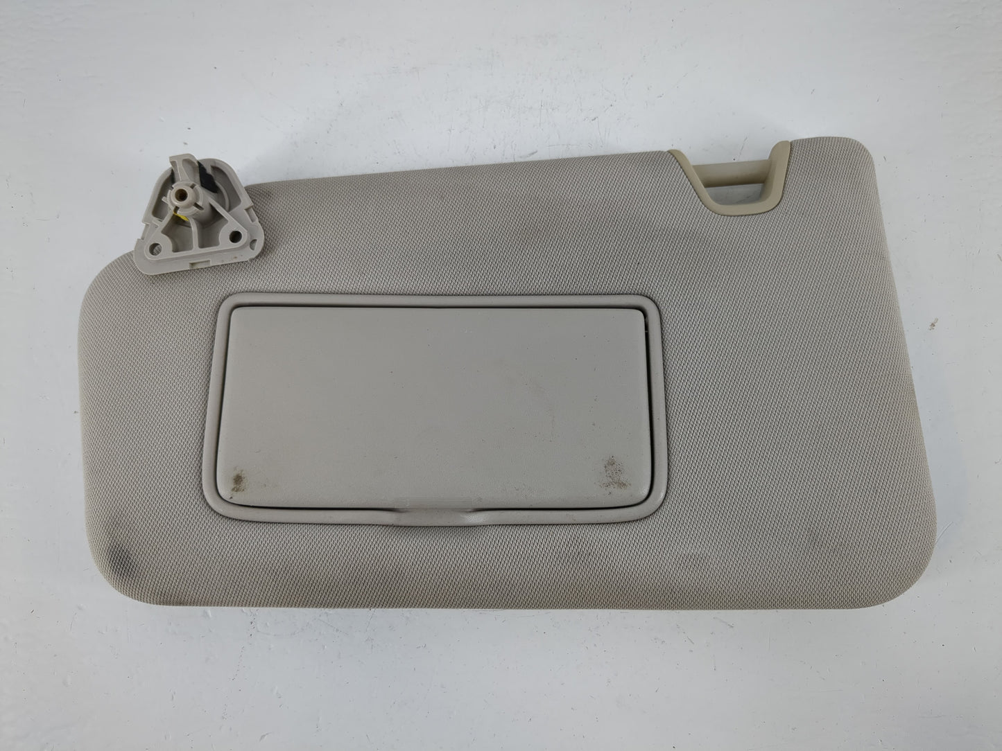 2014 Nissan Juke Sun Visor Shade Replacement Driver Left Mirror Fits OEM Used Auto Parts - Oemusedautoparts1.com