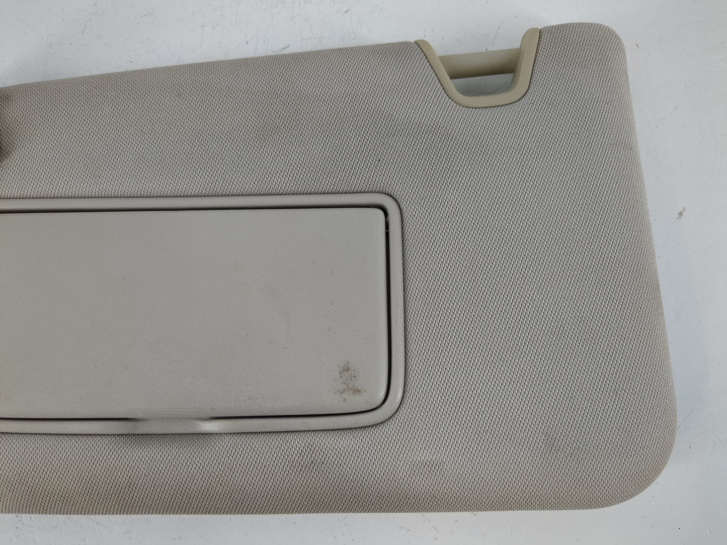 2014 Nissan Juke Sun Visor Shade Replacement Driver Left Mirror Fits OEM Used Auto Parts - Oemusedautoparts1.com