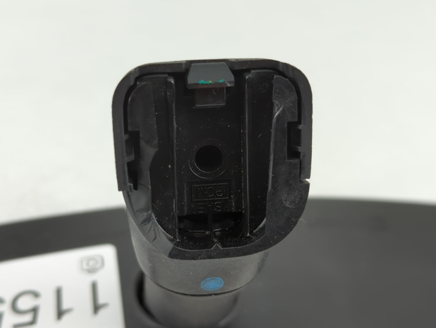 2011-2017 Nissan Juke Interior Rear View Mirror Replacement OEM P/N:E13010837 Fits OEM Used Auto Parts - Oemusedautoparts1.c