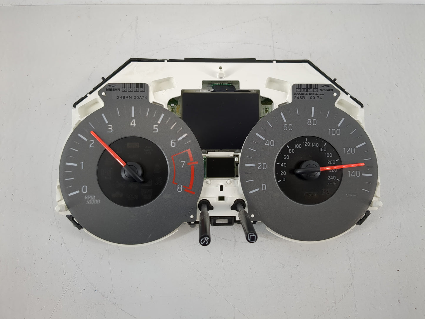 2012-2014 Nissan Juke Instrument Cluster Speedometer Gauges P/N:1TU5C/E6RB Fits Fits 2012 2013 2014 OEM Used Auto Parts - Oe